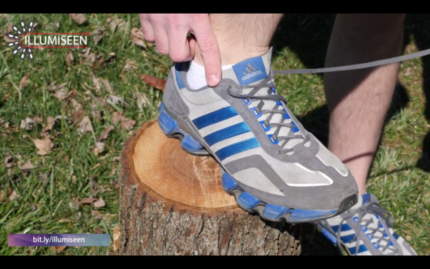 running shoe lacing heel lock